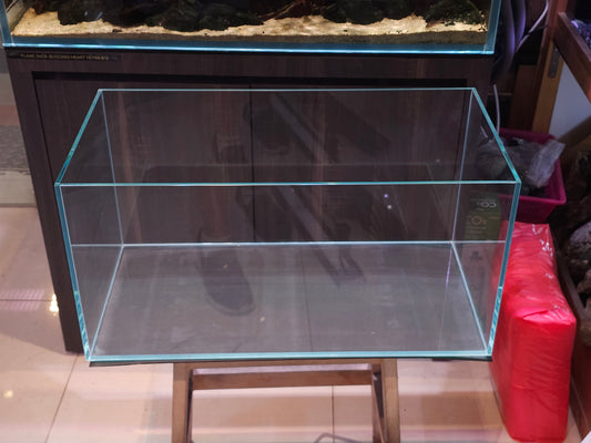 AA crystal glass tank 60x30x30cm comes with mat