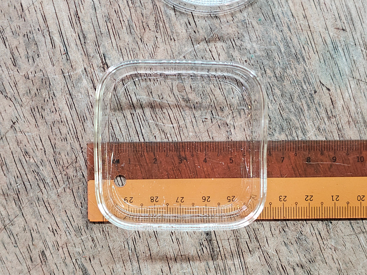 JBJ Glass feeding tray 6cm square/round