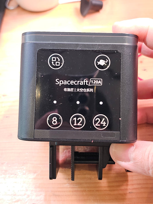 Easy Automatic food feeder Spacecraft 120A